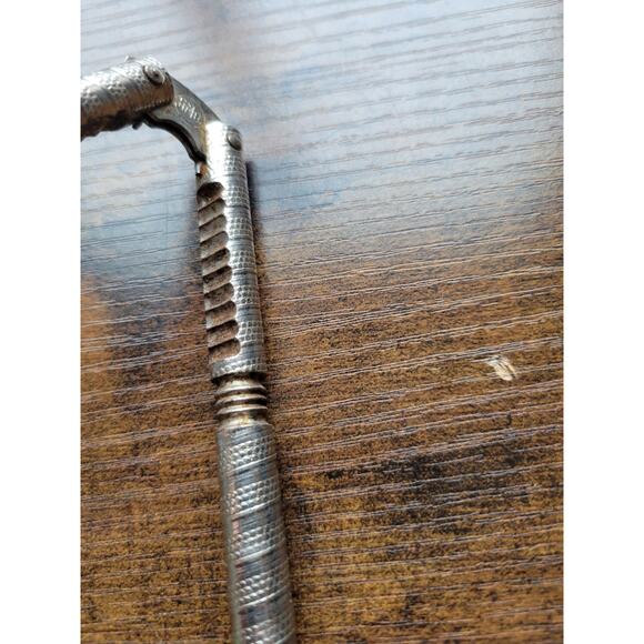 Vintage HMB 5" Nut Cracker/Sheller - used - Picture 5 of 7